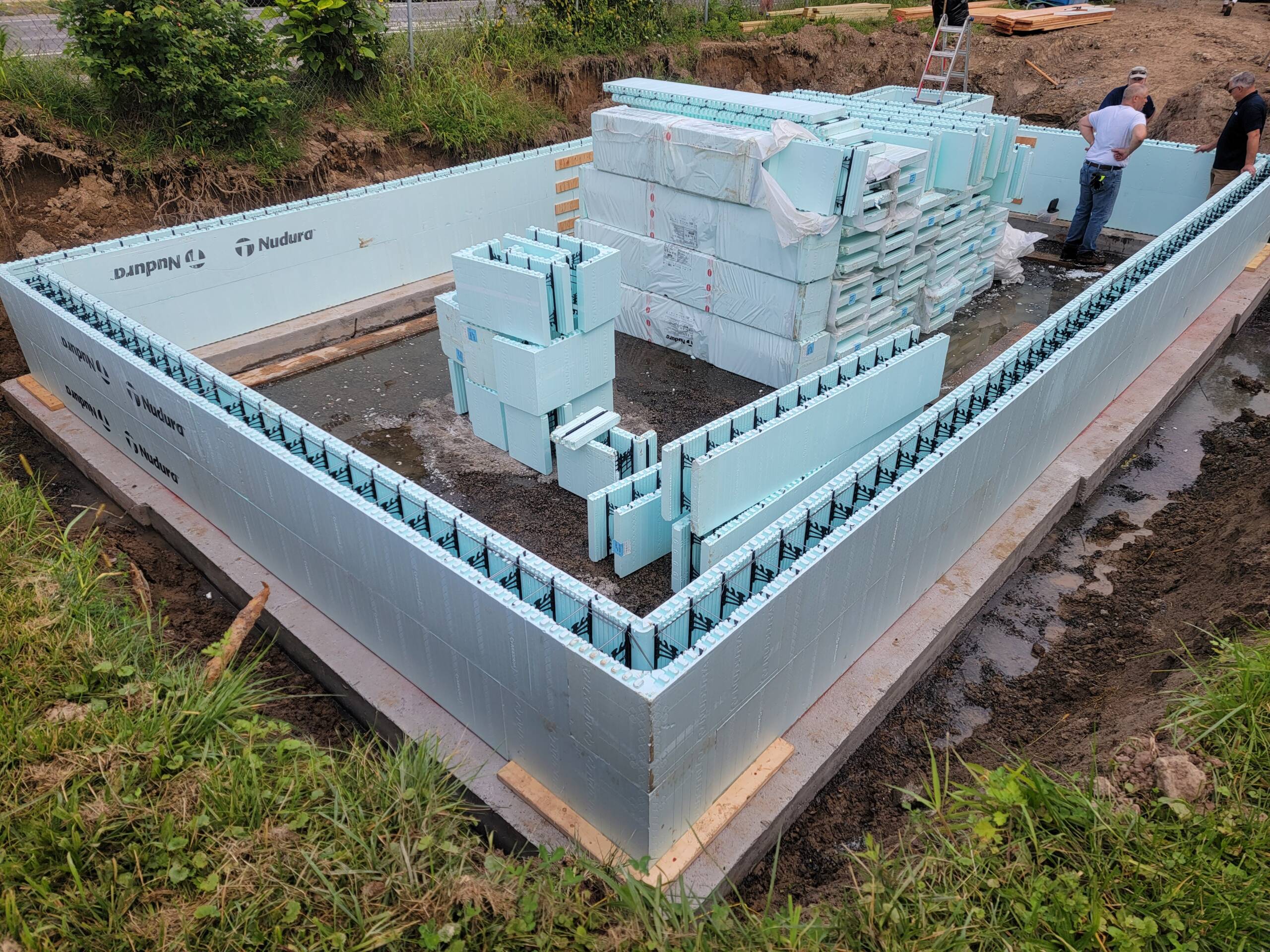 Foundation walls & structures